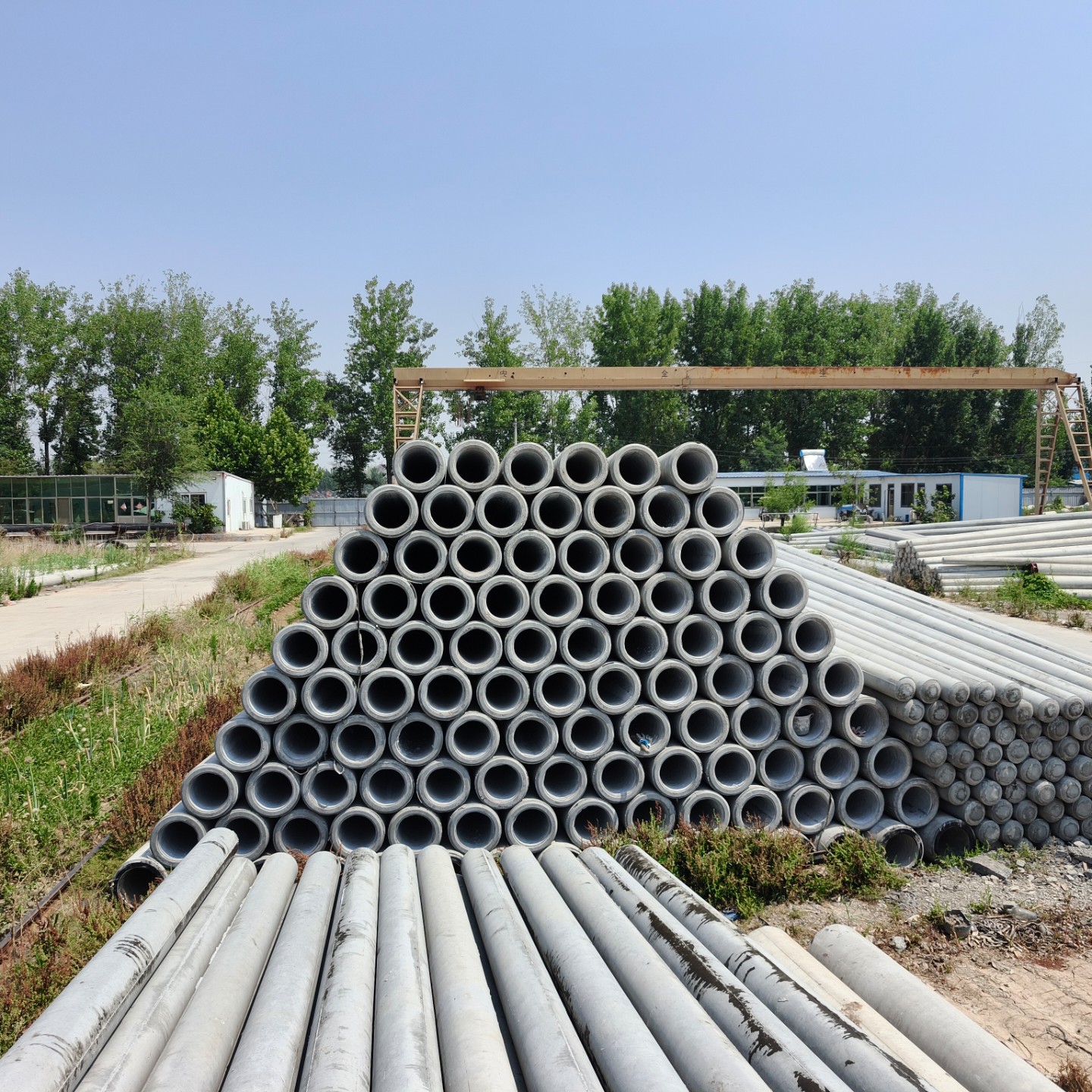 双河190×10米水泥电线杆